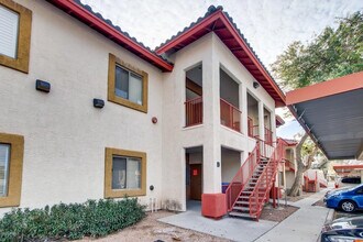 Building Photo - 510 W University Dr