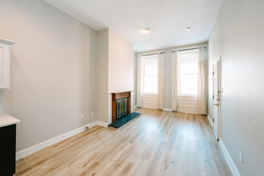 Building Photo - 1419 N Franklin St