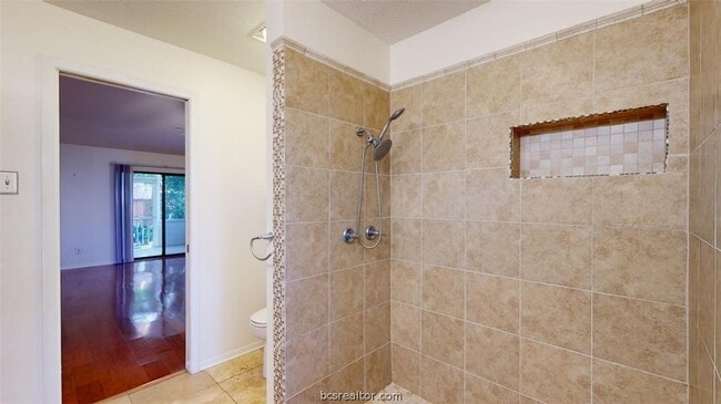 Building Photo - 3004 Gleneagles Ct