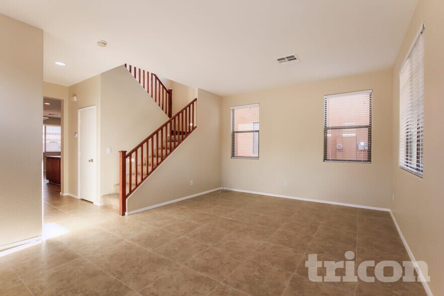 Building Photo - 9343 W Payson Rd