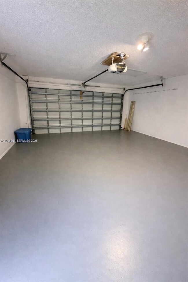 Building Photo - 18352 181st Cir S