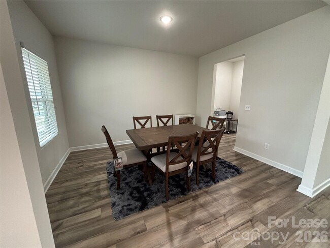 Building Photo - 1019 Clementine Rd