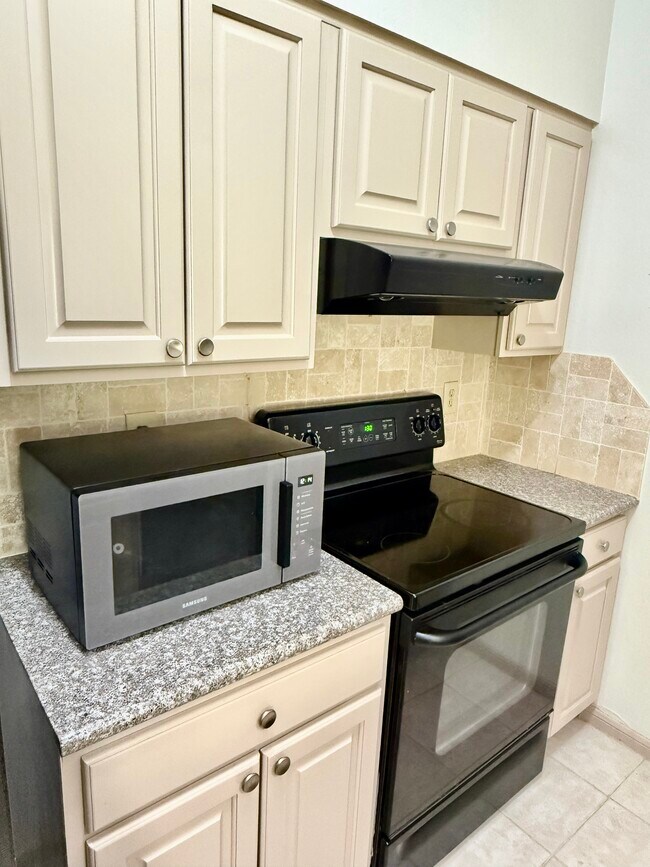 Building Photo - 2001 Bering Dr