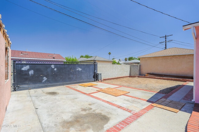 Building Photo - 13951 Terra Bella St