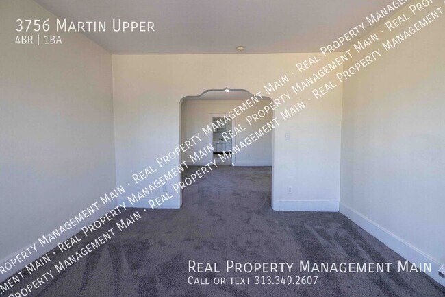 Building Photo - 3756 Martin St
