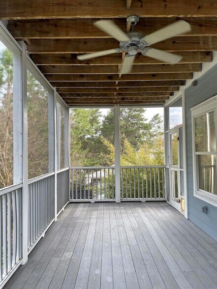Building Photo - 76 Tradewinds Dr