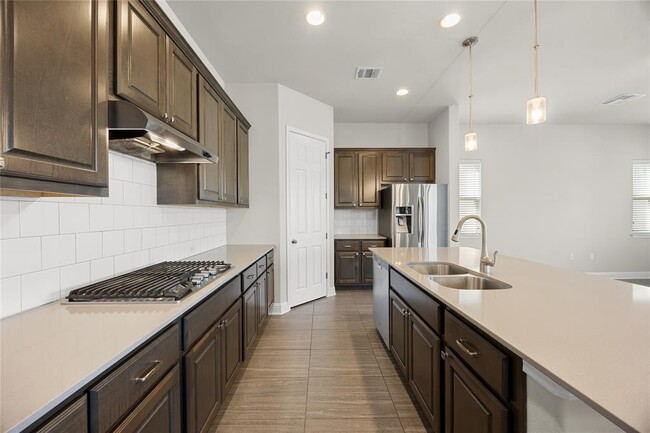 Building Photo - 7102 Cut Plains Trail