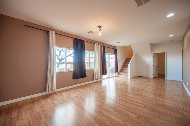 Building Photo - 8904 Harmony Hall Ave