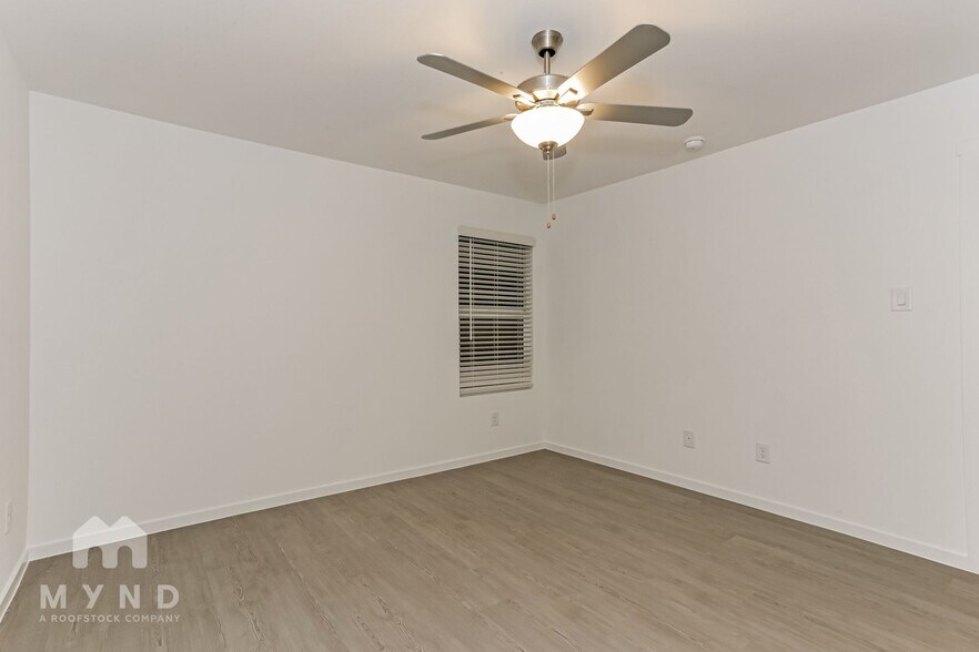 Building Photo - 10120 Dalgreen Cir