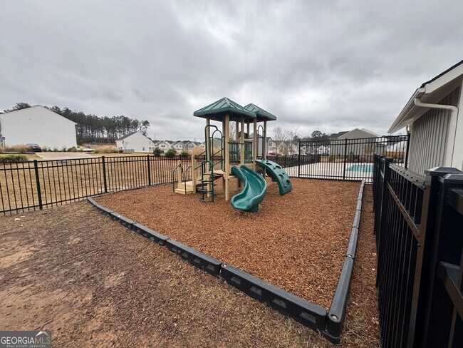 Building Photo - 166 Woodbrook Trl