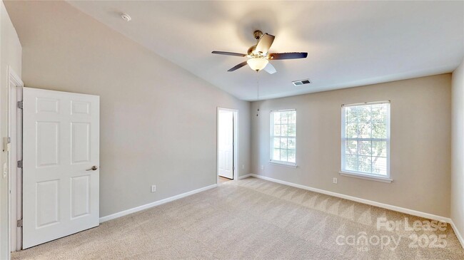 Building Photo - 1838 Chinchester Ln