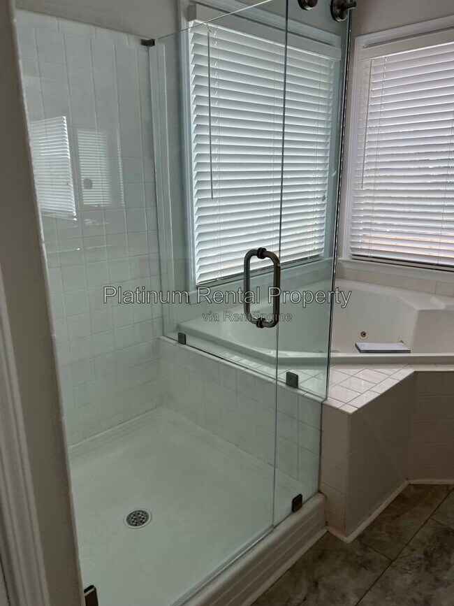 Building Photo - 2620 Gentry Walk Ct