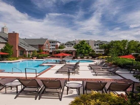 Pool area - 1527 Lincoln Way