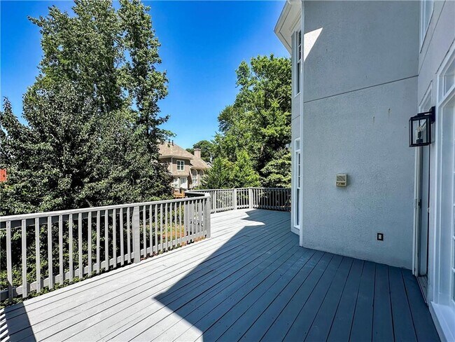 Building Photo - 2660 Coachmans Cir