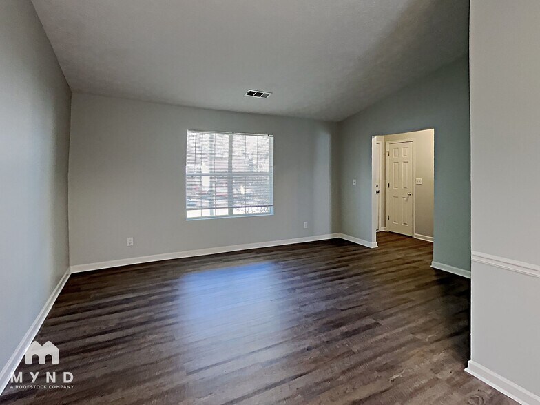 Building Photo - 814 Kilkenny Cir