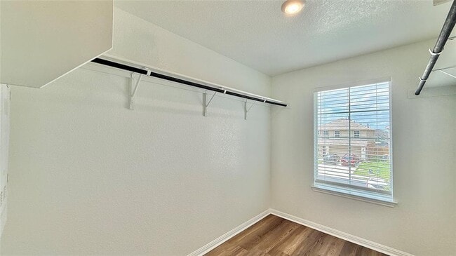 Building Photo - 521 Otto Ave