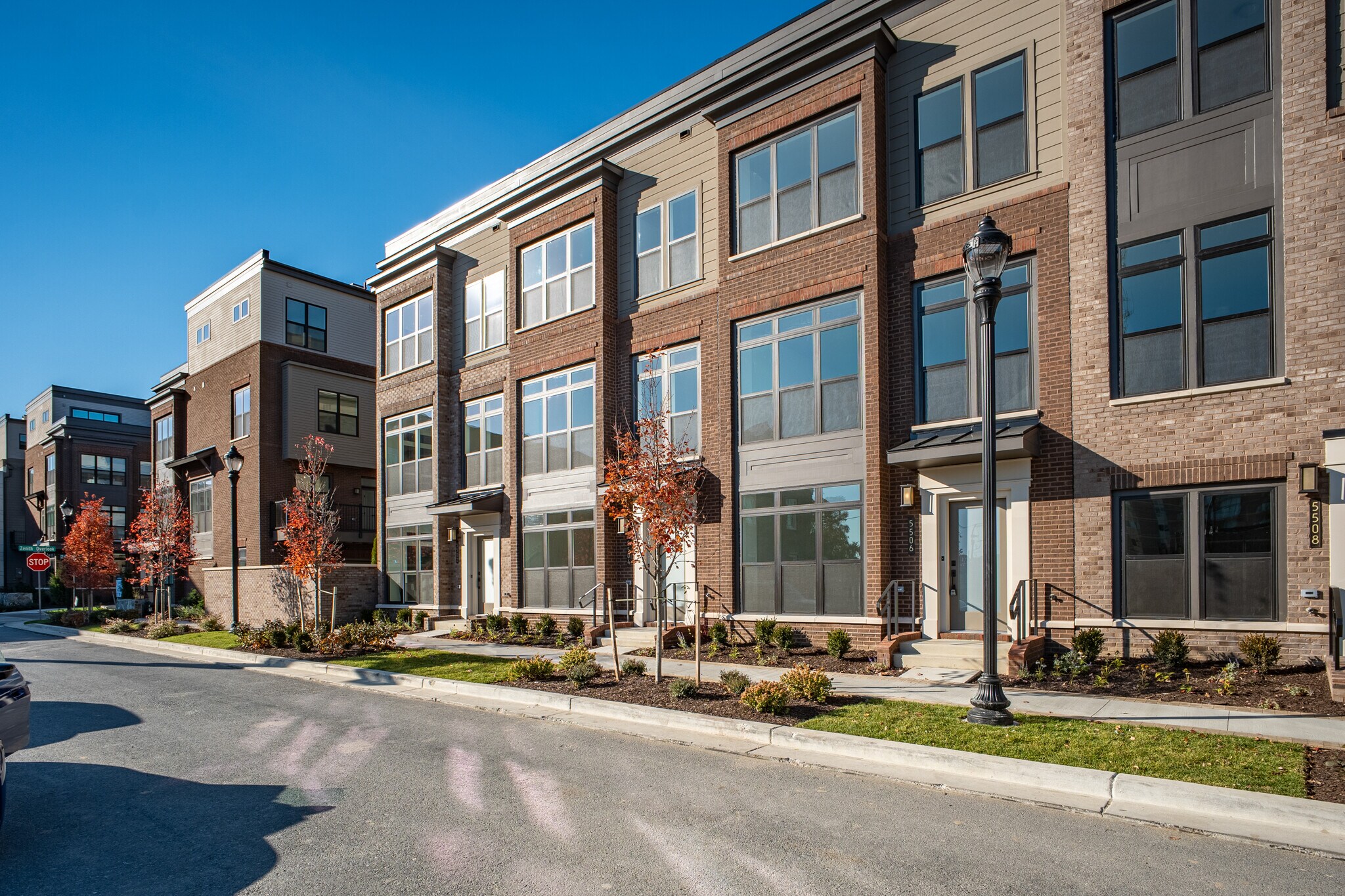 Front Door Right - 5504 Topaz Ln