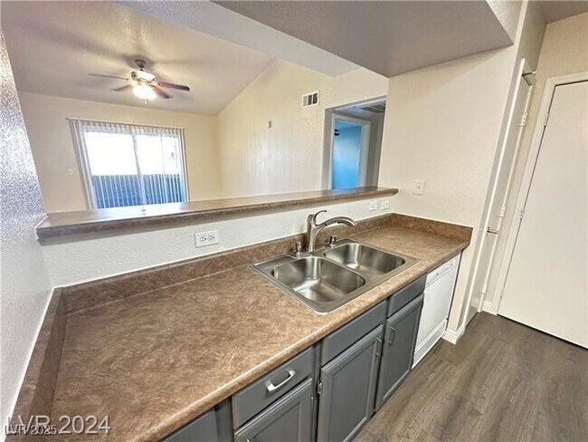 Building Photo - 6650 W Warm Springs Rd