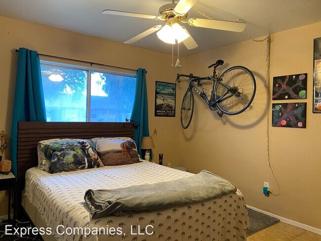 Building Photo - 3 br, 2 bath House - 15 W Loma Vista Dr. #104