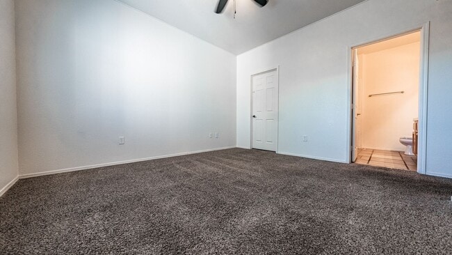 Building Photo - Charming 2bd 2bth Condo