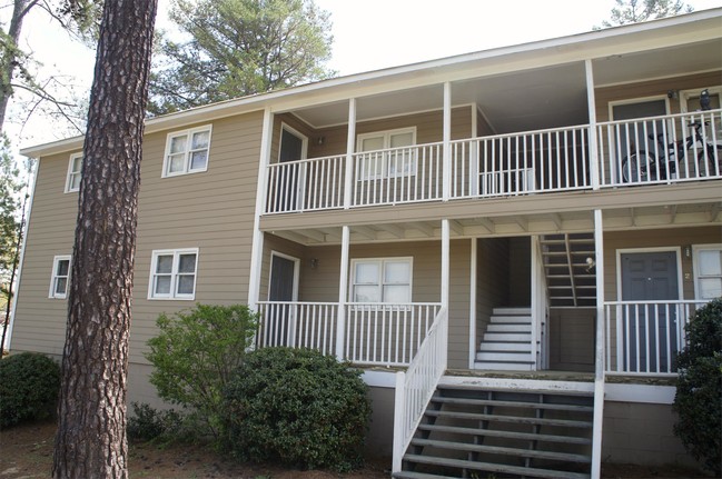 Building Photo - 170 Park Ridge Dr