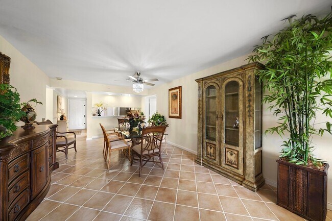 Building Photo - 601 Seafarer Cir