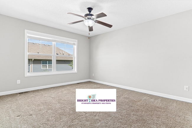Building Photo - 3339 Lakewood Trl