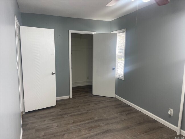 Building Photo - 200 Claridge Ave