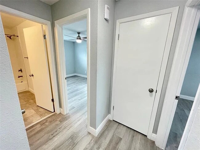 Building Photo - 1806 Ironwood Ct W