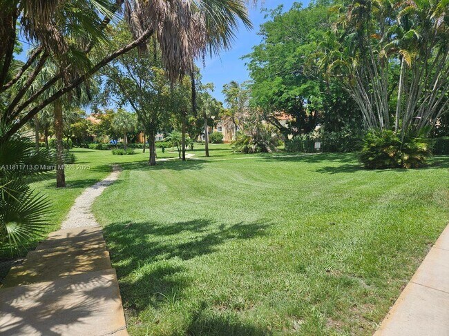 Building Photo - 111 Yacht Club Way