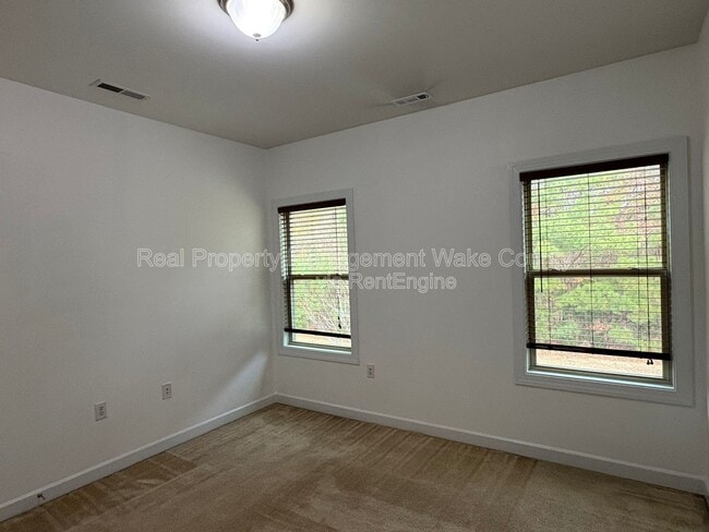 Building Photo - 441 Liberty Hill Pass