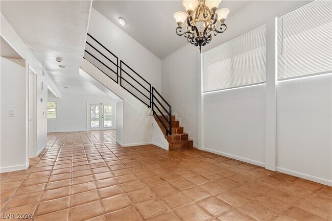 Building Photo - 908 Vegas Valley Dr