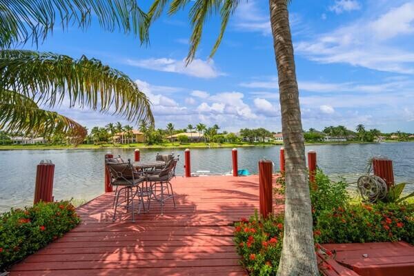 Building Photo - 576 NW 120th Dr