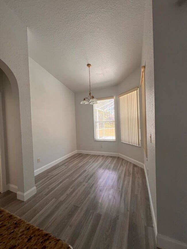 Building Photo - Beautiful Pool Home in Highlands Reserve golf community