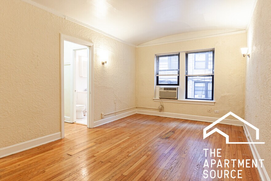Primary Photo - 532 W Arlington Pl