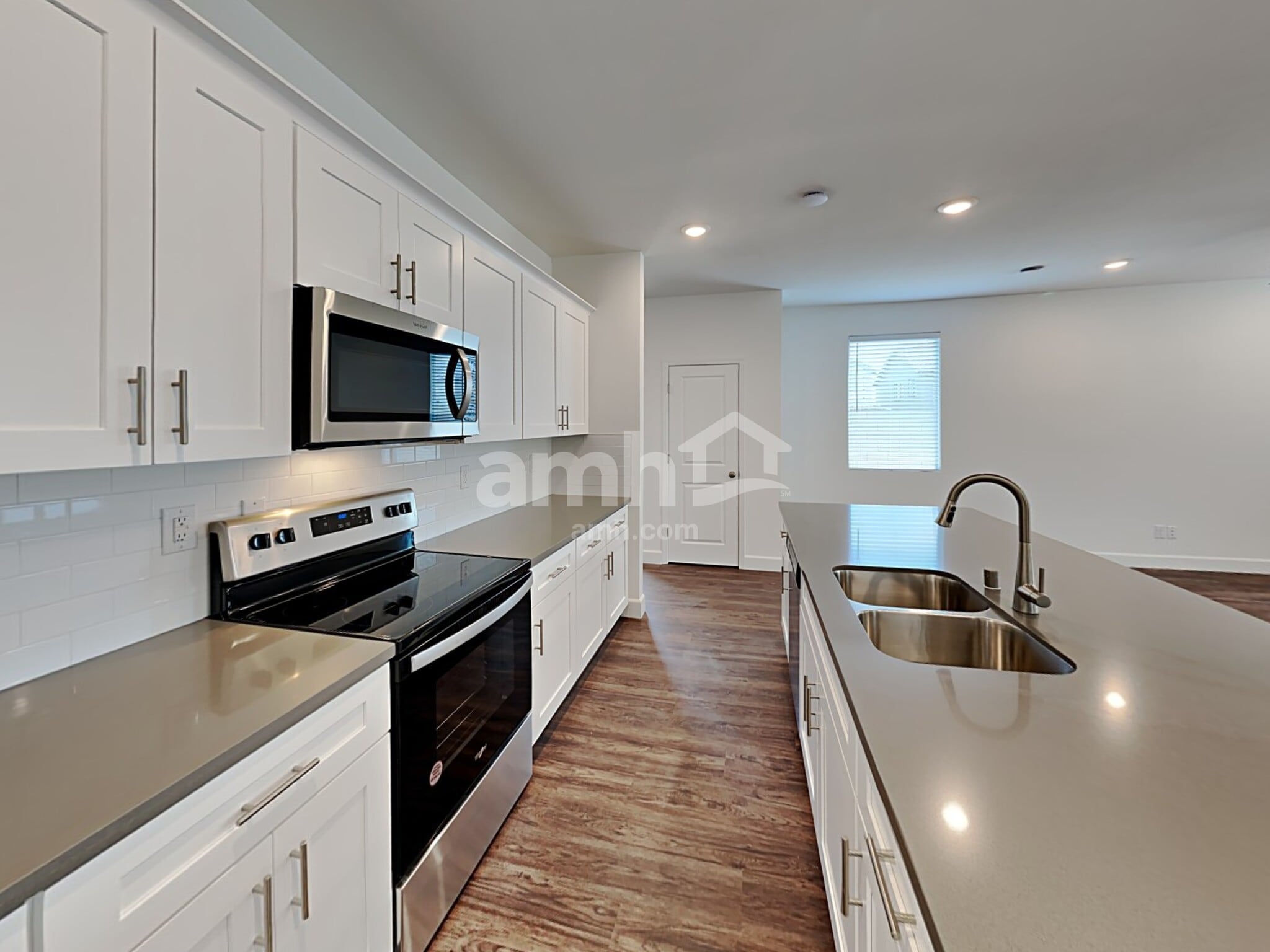 Building Photo - 9124 Crocker Pt Ct