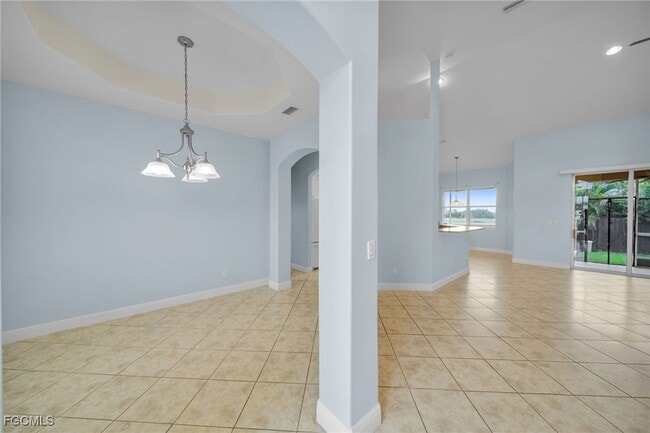 Building Photo - 621 NW 37th Ave