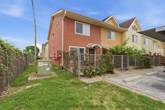 Building Photo - 1101 Grove Blvd