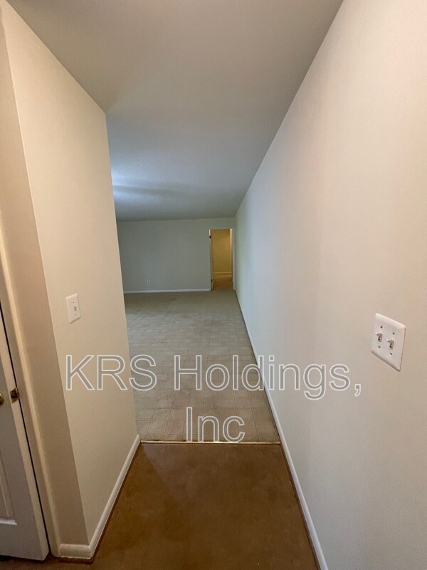 Building Photo - 4108 Mangalore Dr