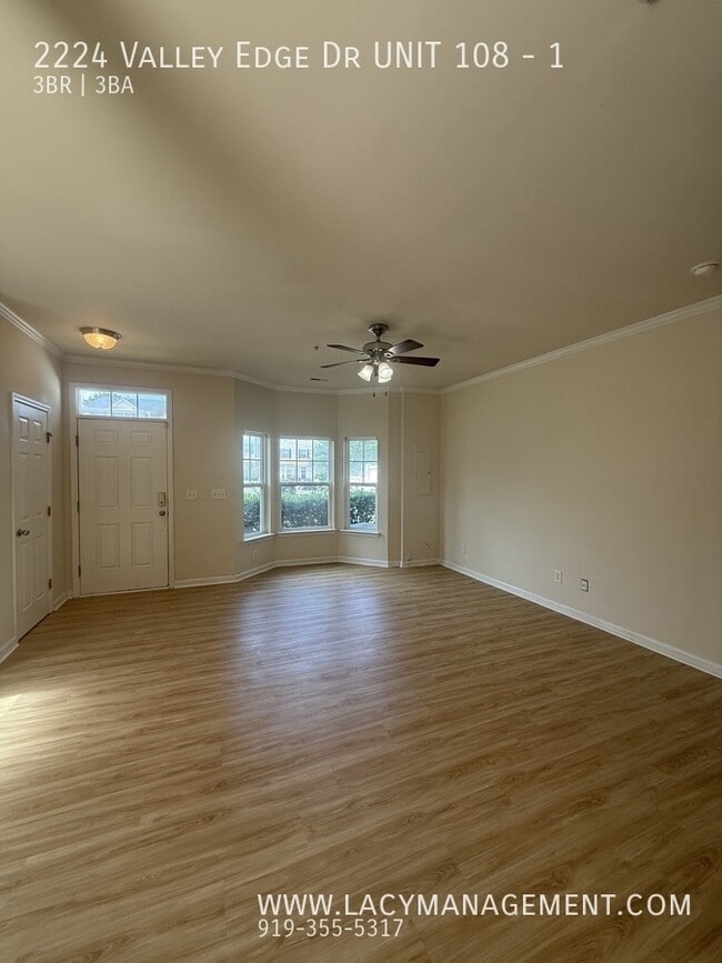 Building Photo - 2224 Valley Edge Dr