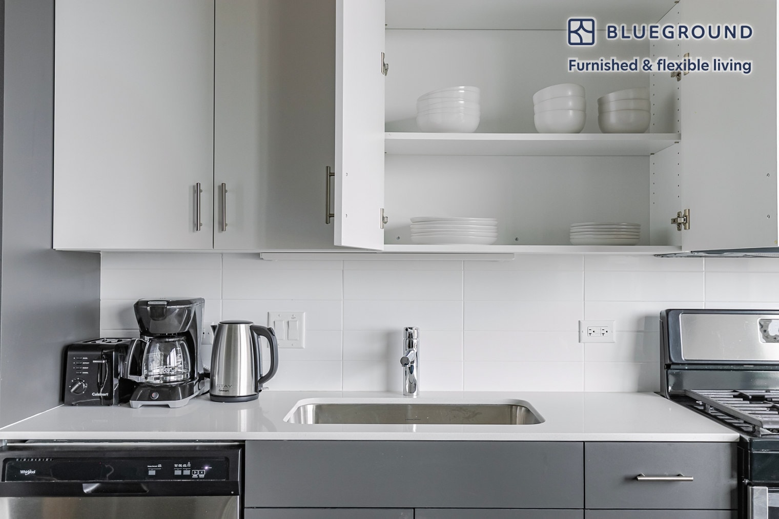 Building Photo - 60 E Randolph St