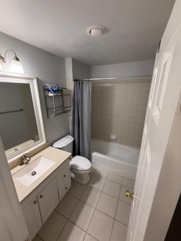 Building Photo - 2331 Campden Dr