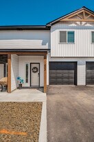 Building Photo - 380 S 3rd W