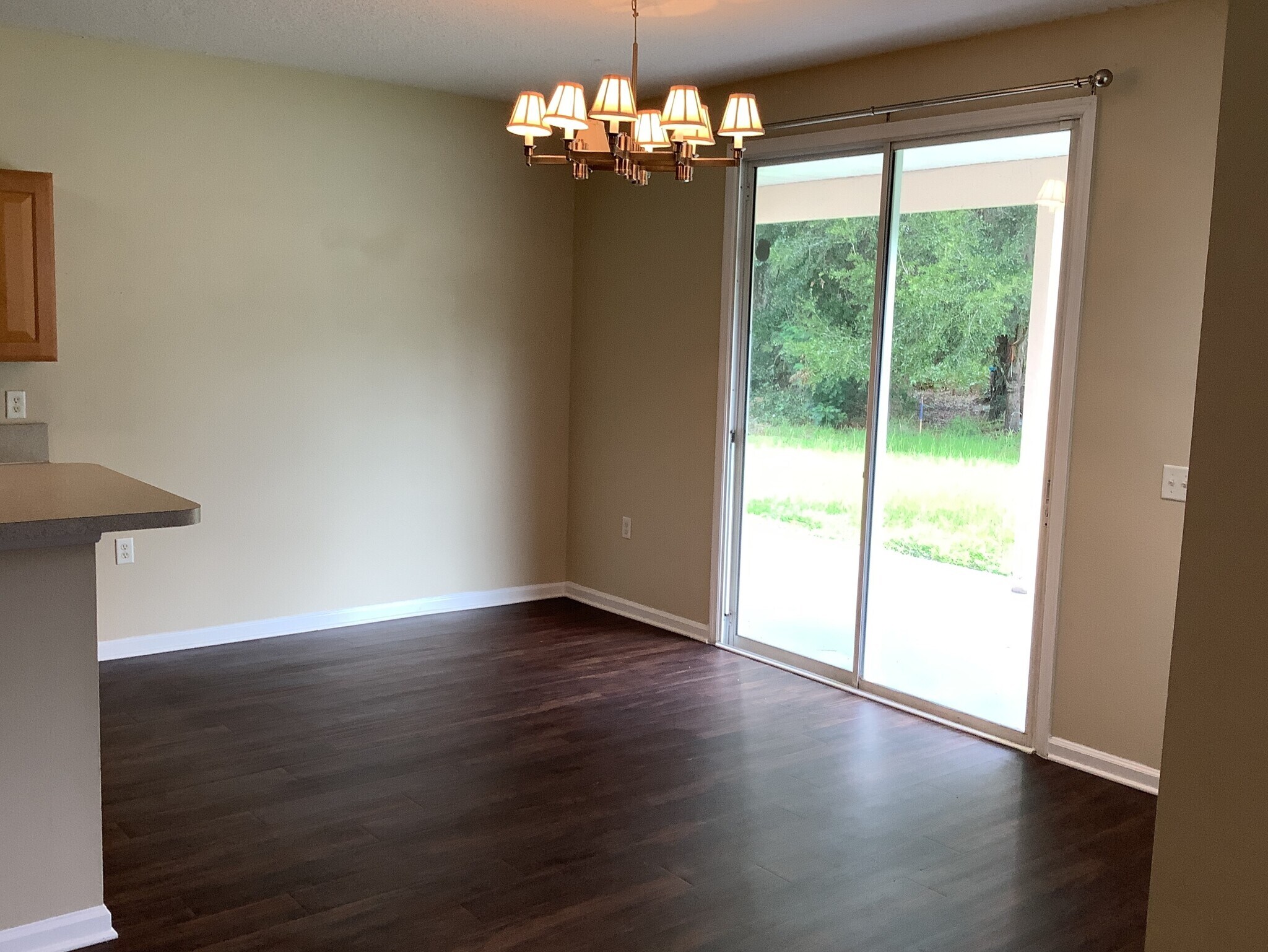 Building Photo - 11293 Justin Oaks Dr N