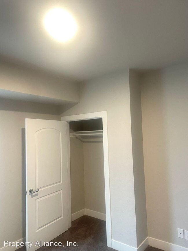 Building Photo - 2 br, 2 bath House - 1401 W. 85th Avenue #...