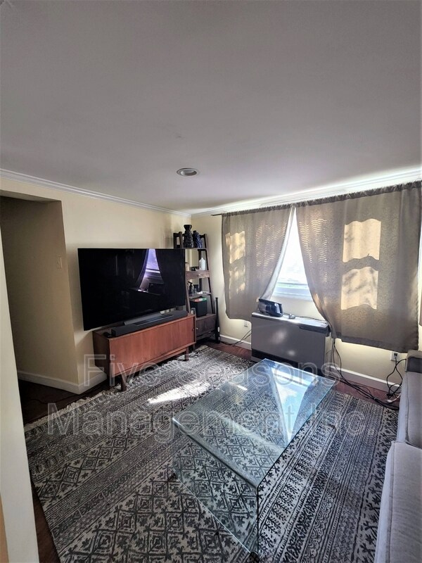 Building Photo - 65-67 Intervale Avenue - 1