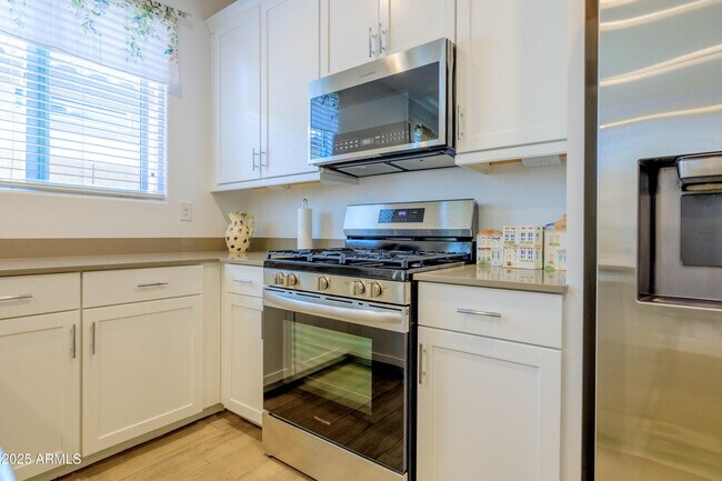 Building Photo - 4234 Enmark Dr