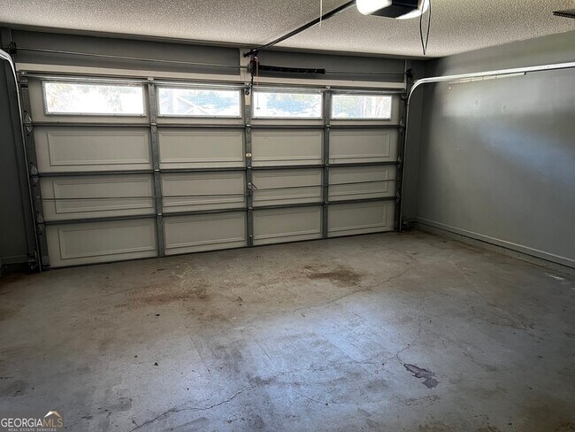 Building Photo - 109 Clinton Ct