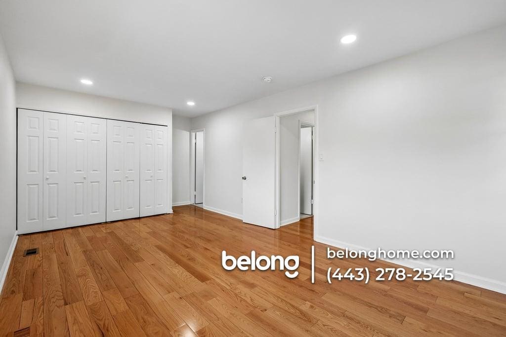 Building Photo - 8650 Brae Brooke Dr