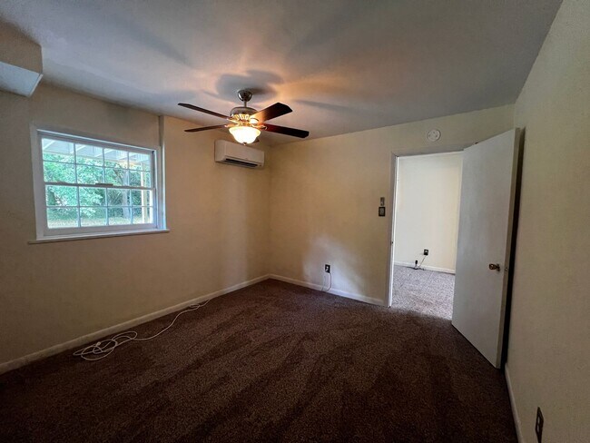 Building Photo - Home for Rent in the Avenues of Myrtle Beach